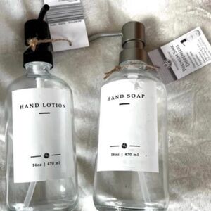 Two clear Glass Dispensers - 16oz Glass Soap Bottles / Lotion Bottles Pump nwt
